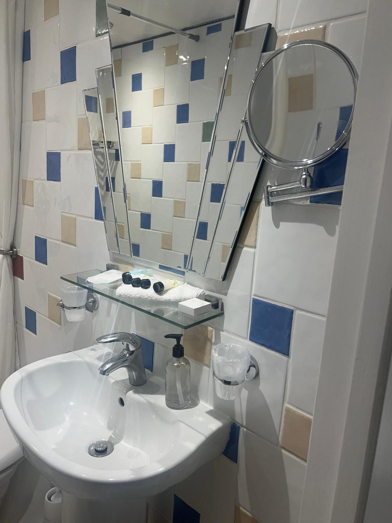 Addison B&B Guildford Luaran gambar
